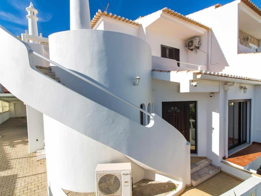 Villa Dogueno- Privat Pool & Privacy & Albufeira Center Εξωτερικό φωτογραφία